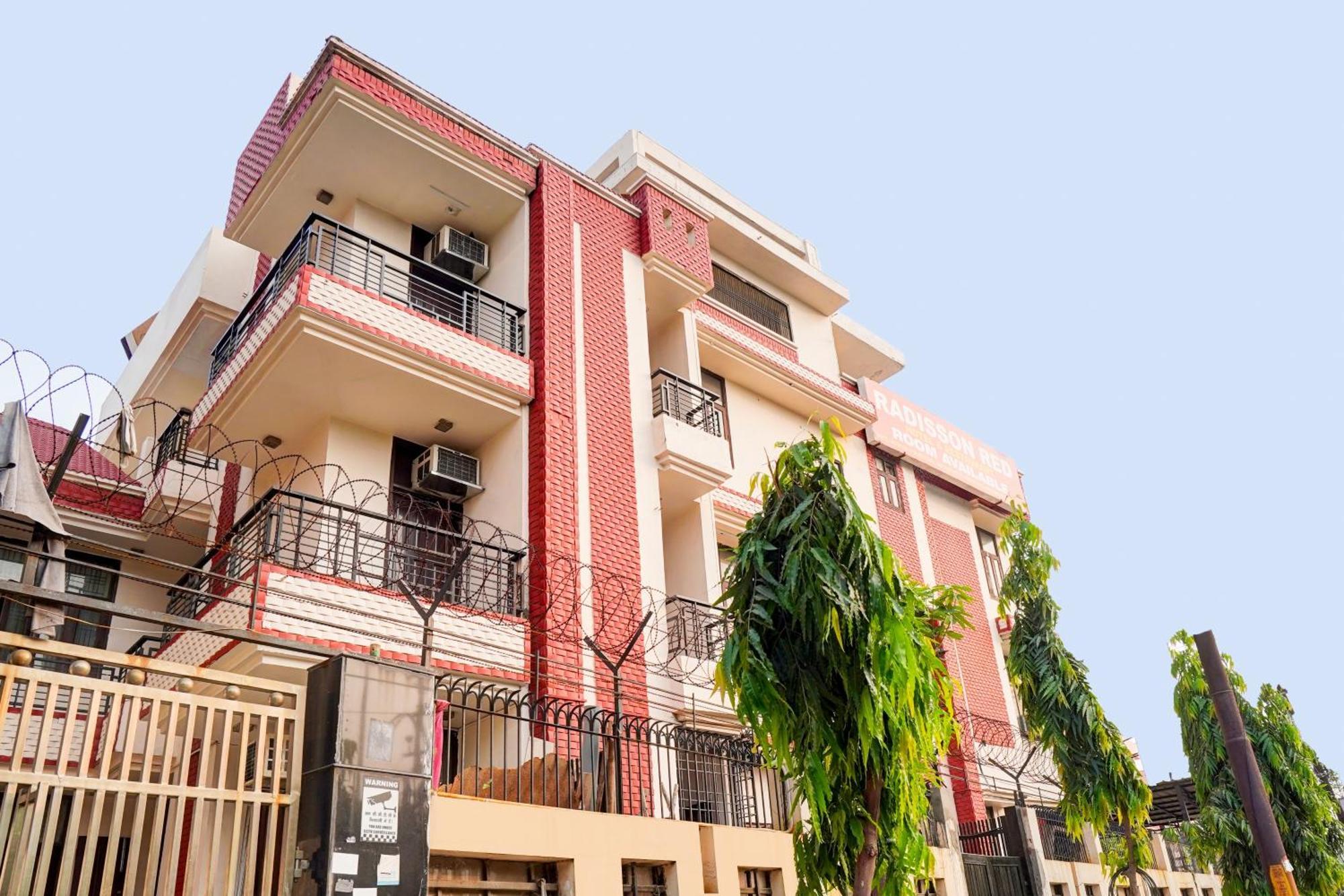 Hotel O Radisson Red Hotel & Restaurant Ghaziabad Eksteriør billede