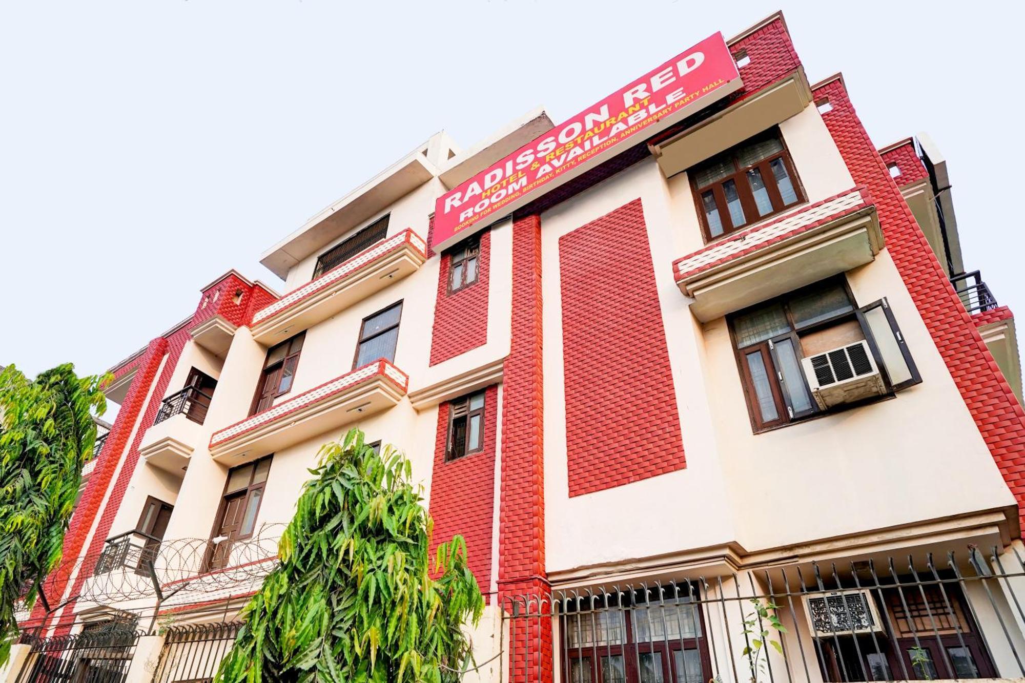 Hotel O Radisson Red Hotel & Restaurant Ghaziabad Eksteriør billede